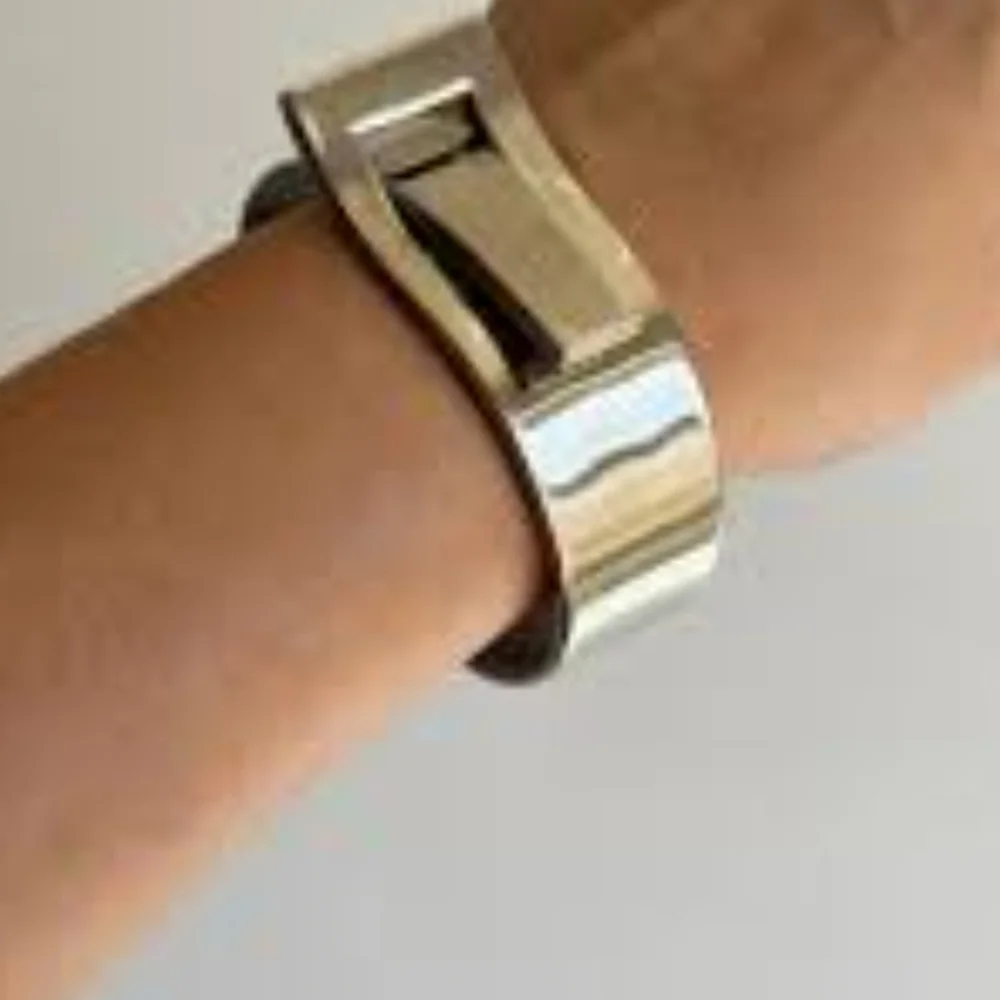 Vintage Silver Fitness Wristband